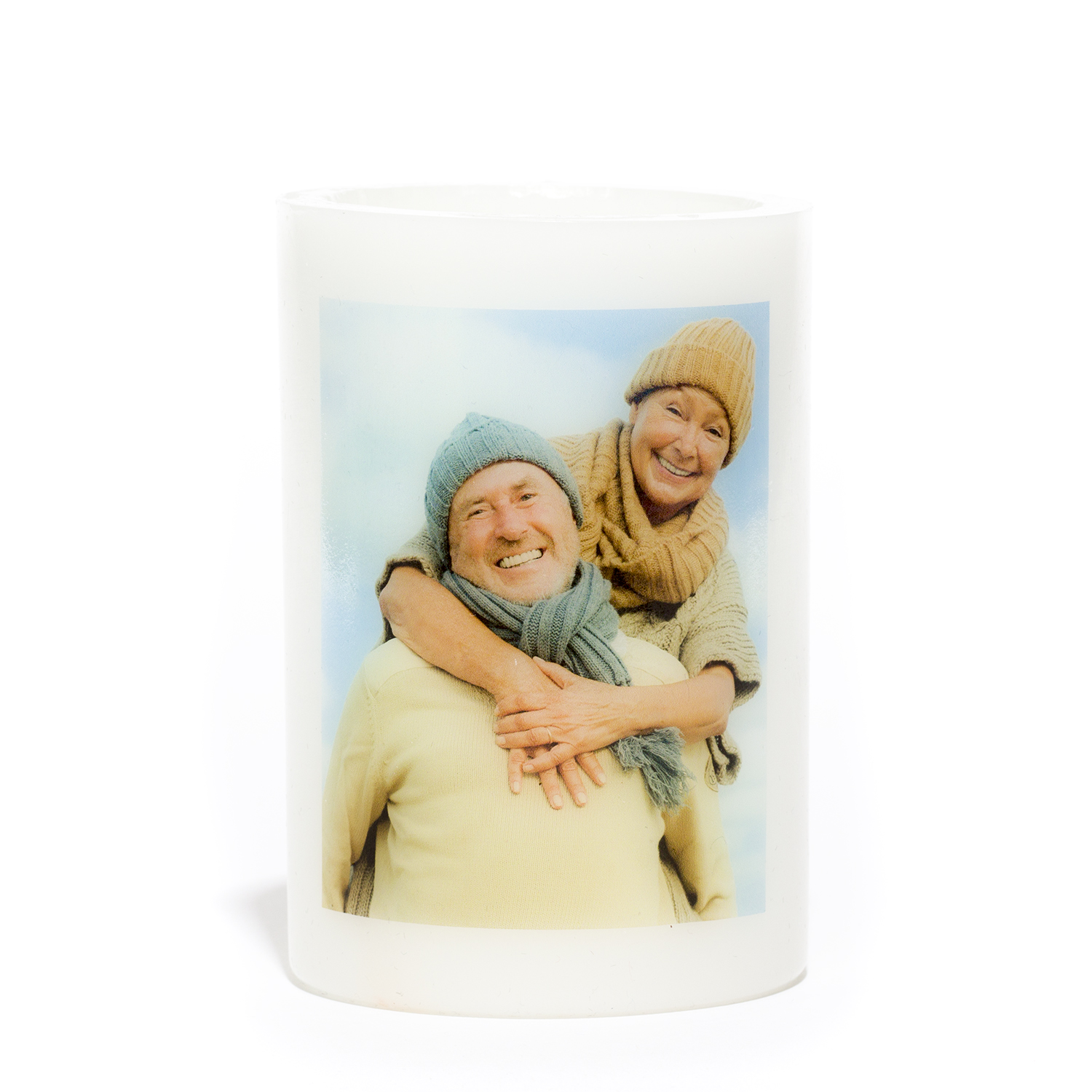 Rundes weißes Windlicht mit einem personalisierbaren Foto. Dabei liegt eine kleinere weiße LED Kerze die in das Windlicht reingestellt werden kann.